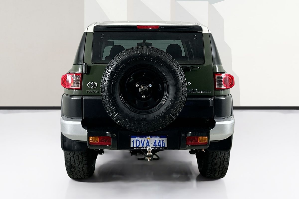 2012 Toyota FJ CRUISER  GSJ15R