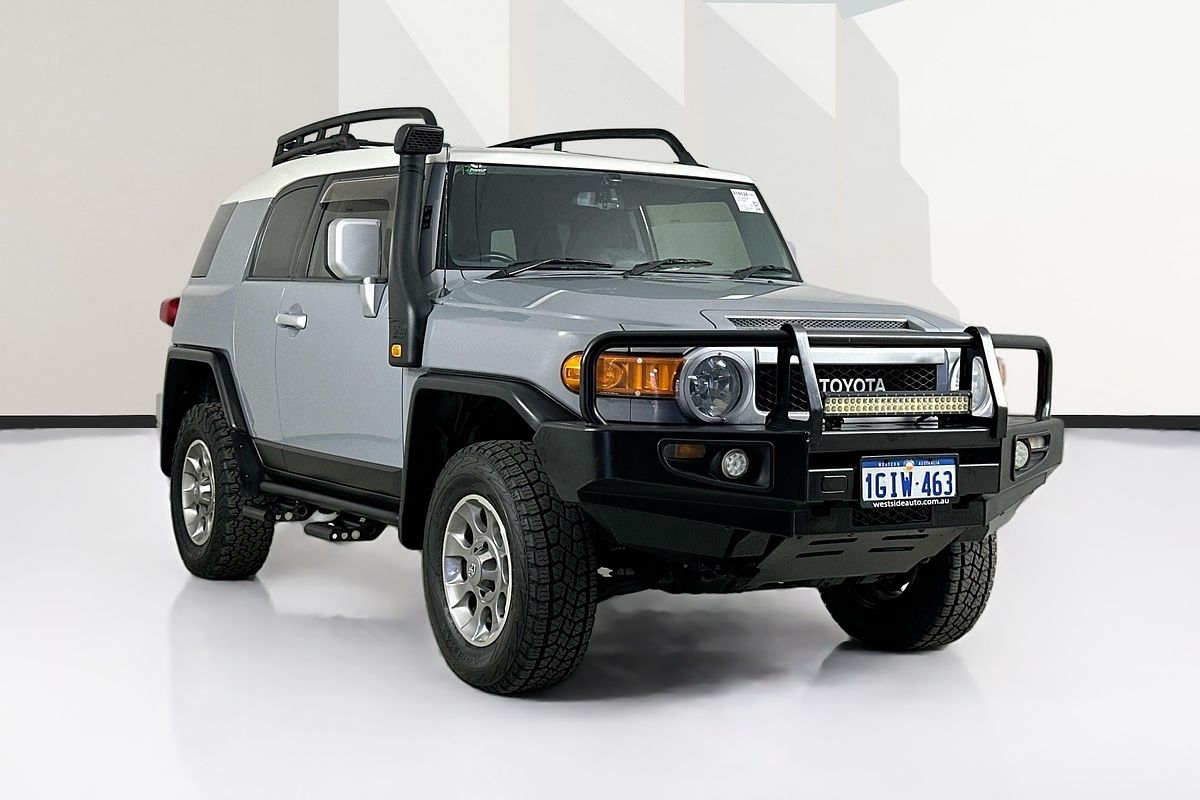 2012 Toyota FJ CRUISER  GSJ15R