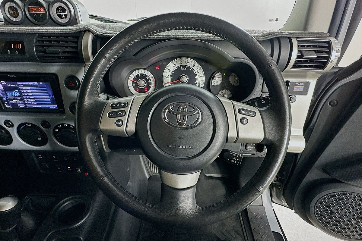 2012 Toyota FJ CRUISER  GSJ15R