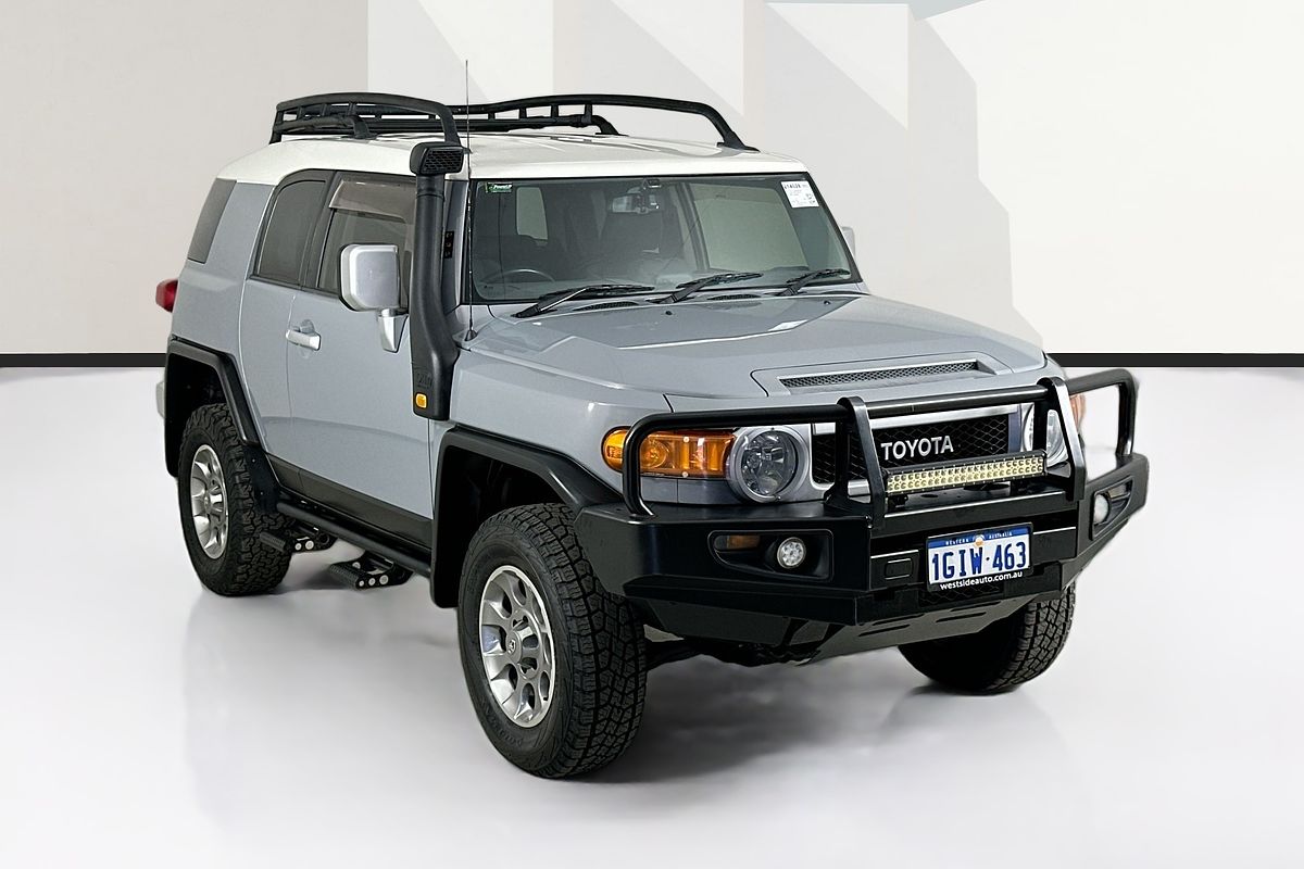 2012 Toyota FJ CRUISER  GSJ15R