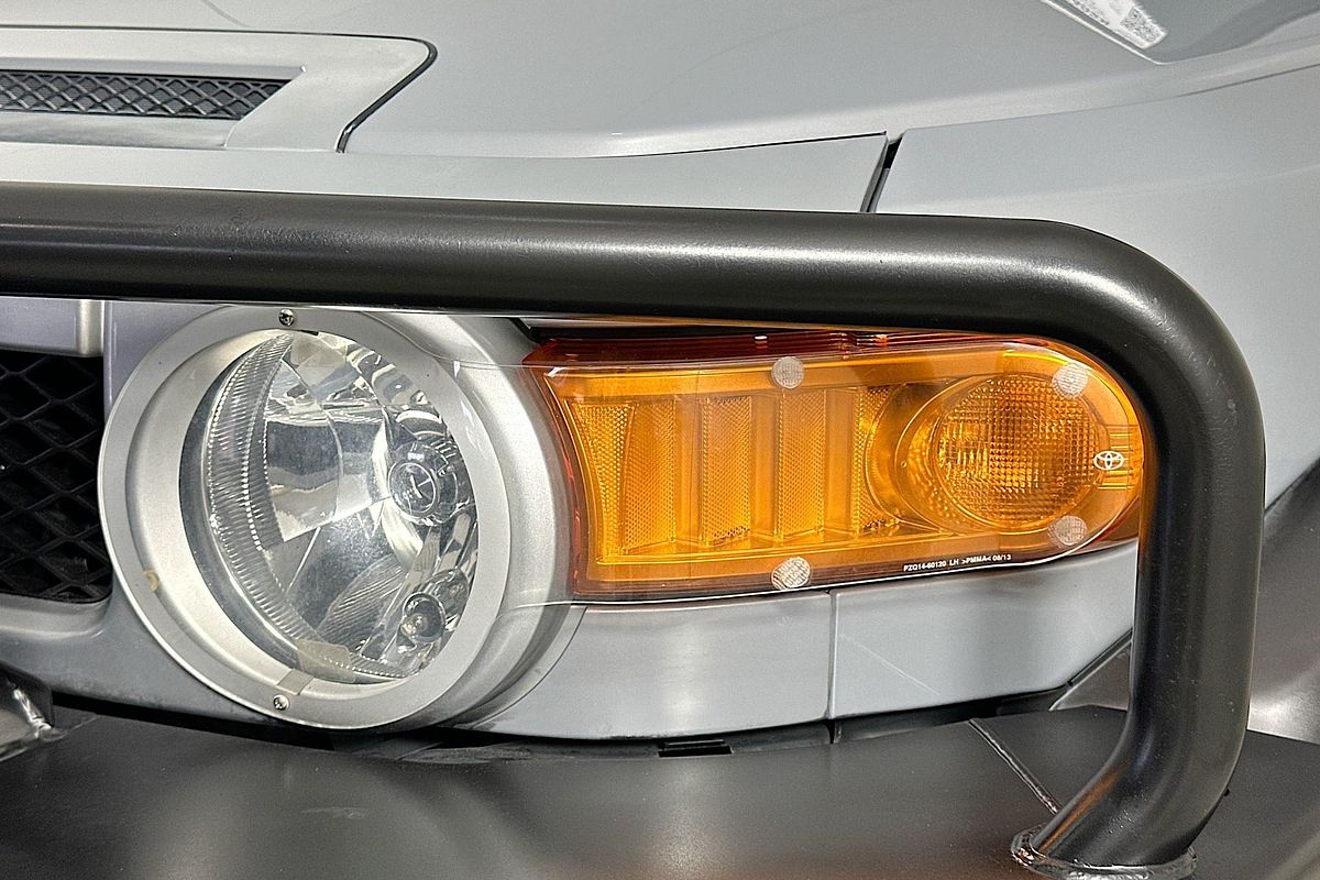 2012 Toyota FJ CRUISER  GSJ15R