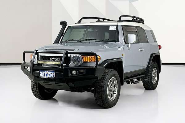 2012 Toyota FJ CRUISER  GSJ15R
