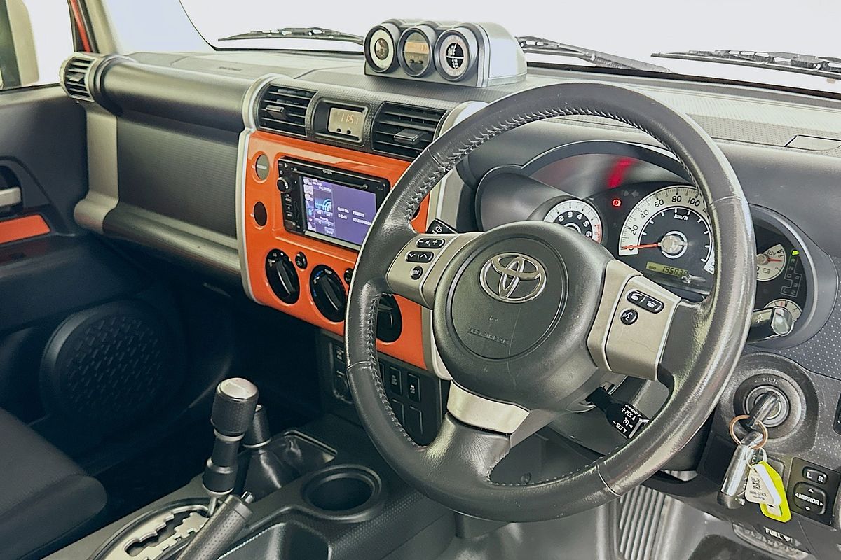 2012 Toyota FJ CRUISER  GSJ15R