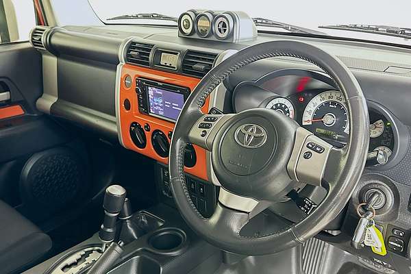 2012 Toyota FJ CRUISER  GSJ15R