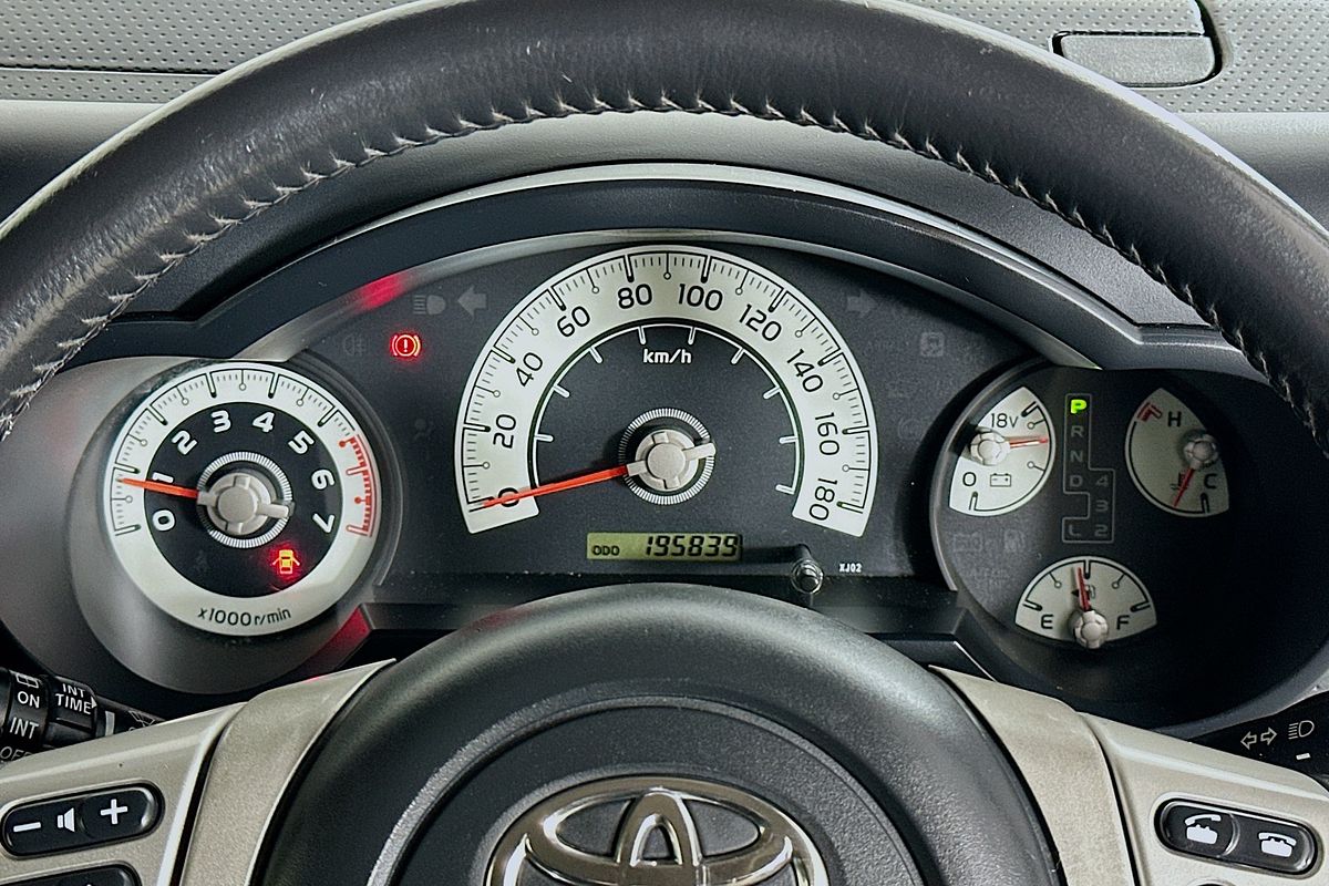 2012 Toyota FJ CRUISER  GSJ15R