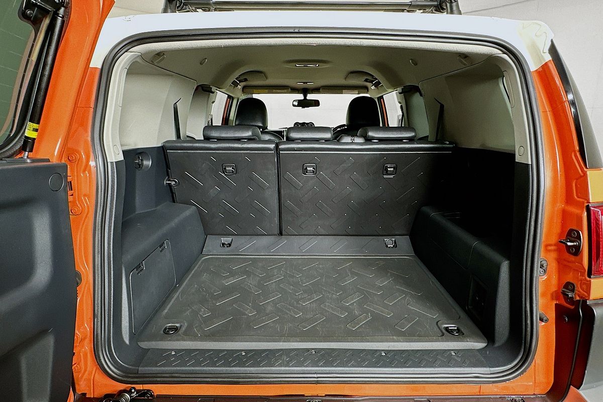 2012 Toyota FJ CRUISER  GSJ15R