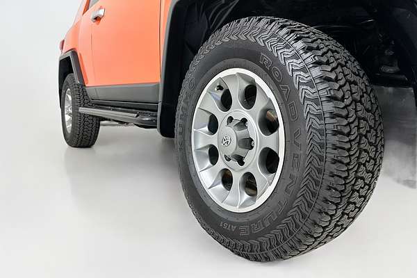 2012 Toyota FJ CRUISER  GSJ15R