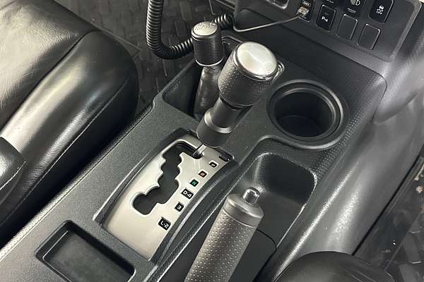2013 Toyota FJ CRUISER  GSJ15R
