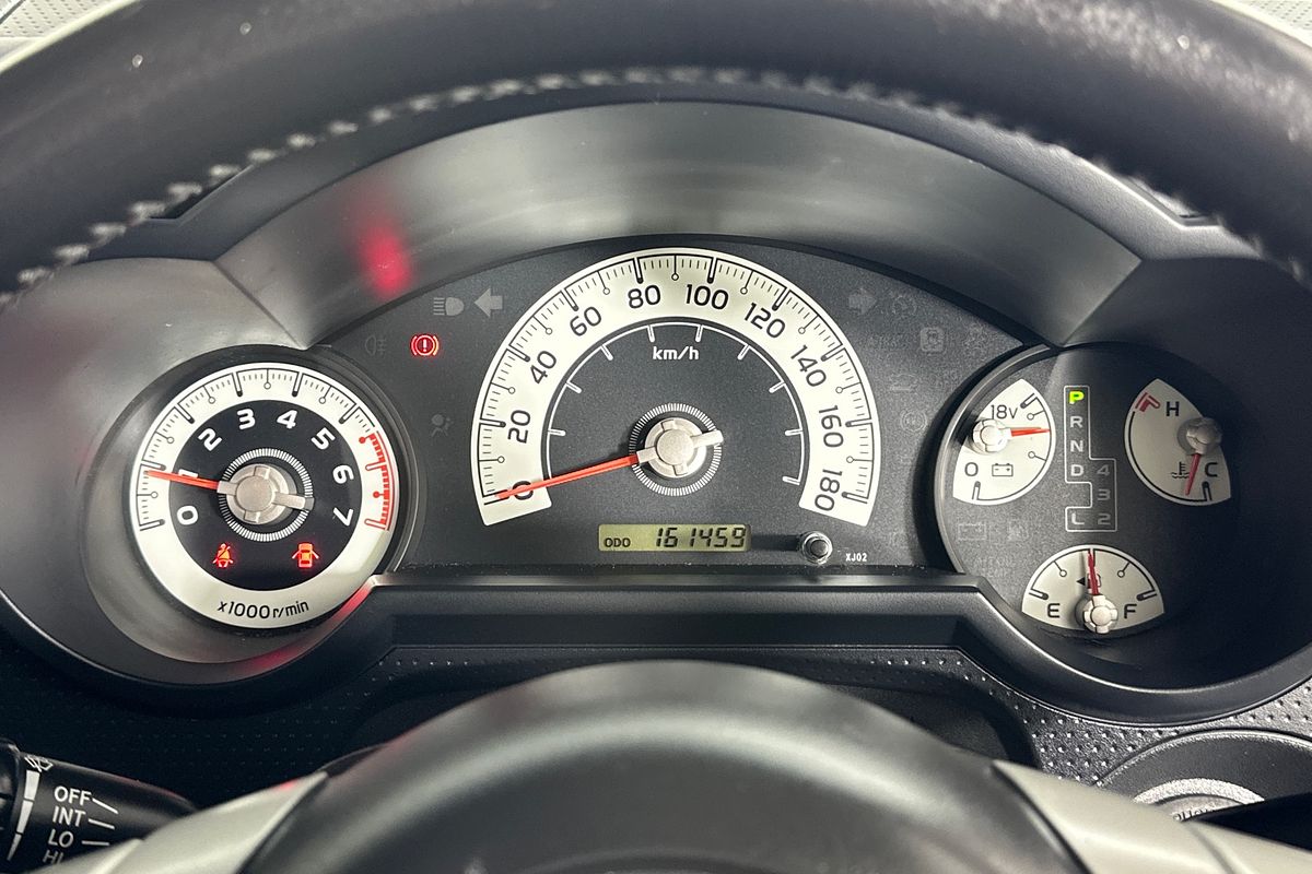 2013 Toyota FJ CRUISER  GSJ15R