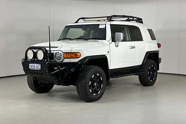 2013 Toyota FJ CRUISER  GSJ15R