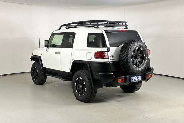 2013 Toyota FJ CRUISER  GSJ15R