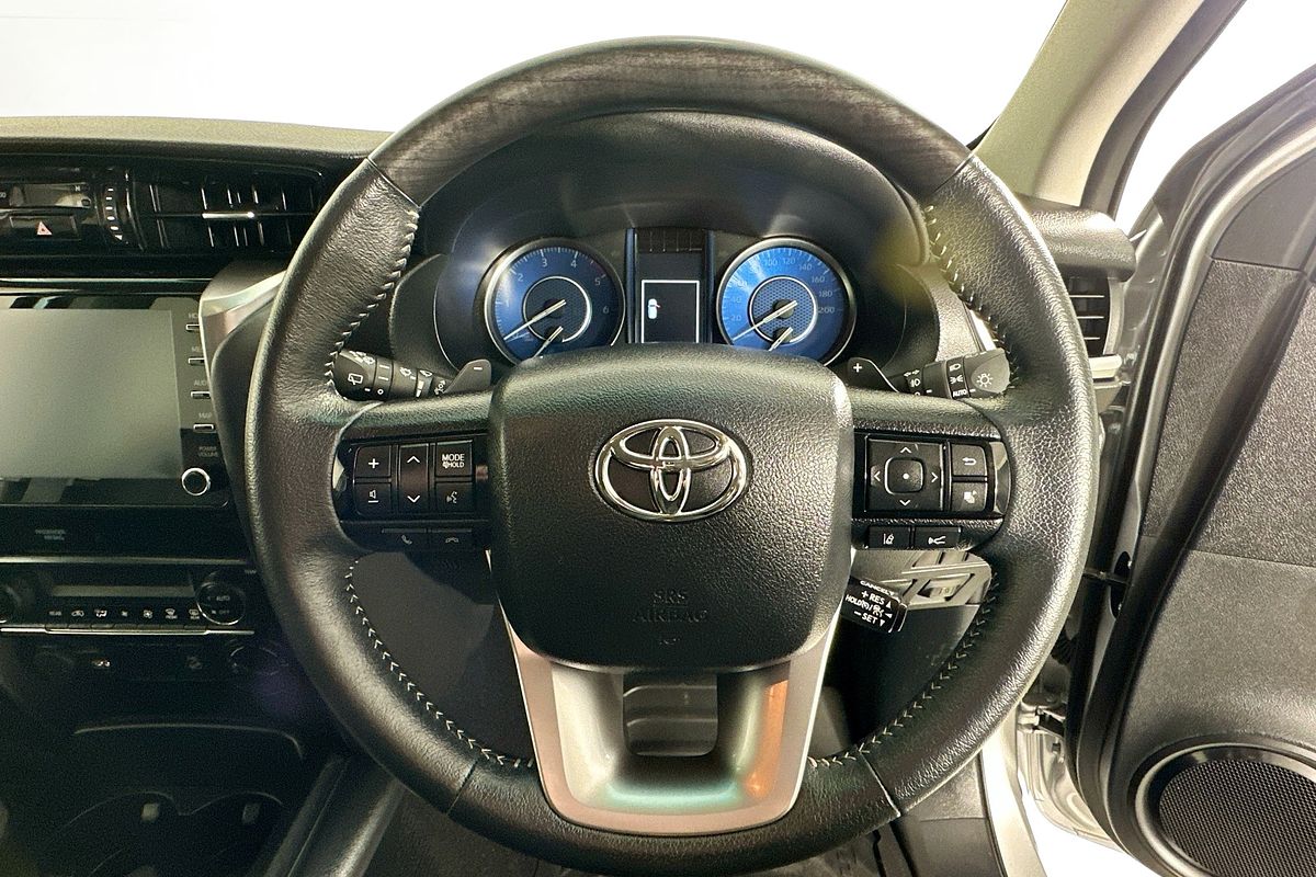2024 Toyota FORTUNER GXL PREMIUM INTERIOR GUN156R