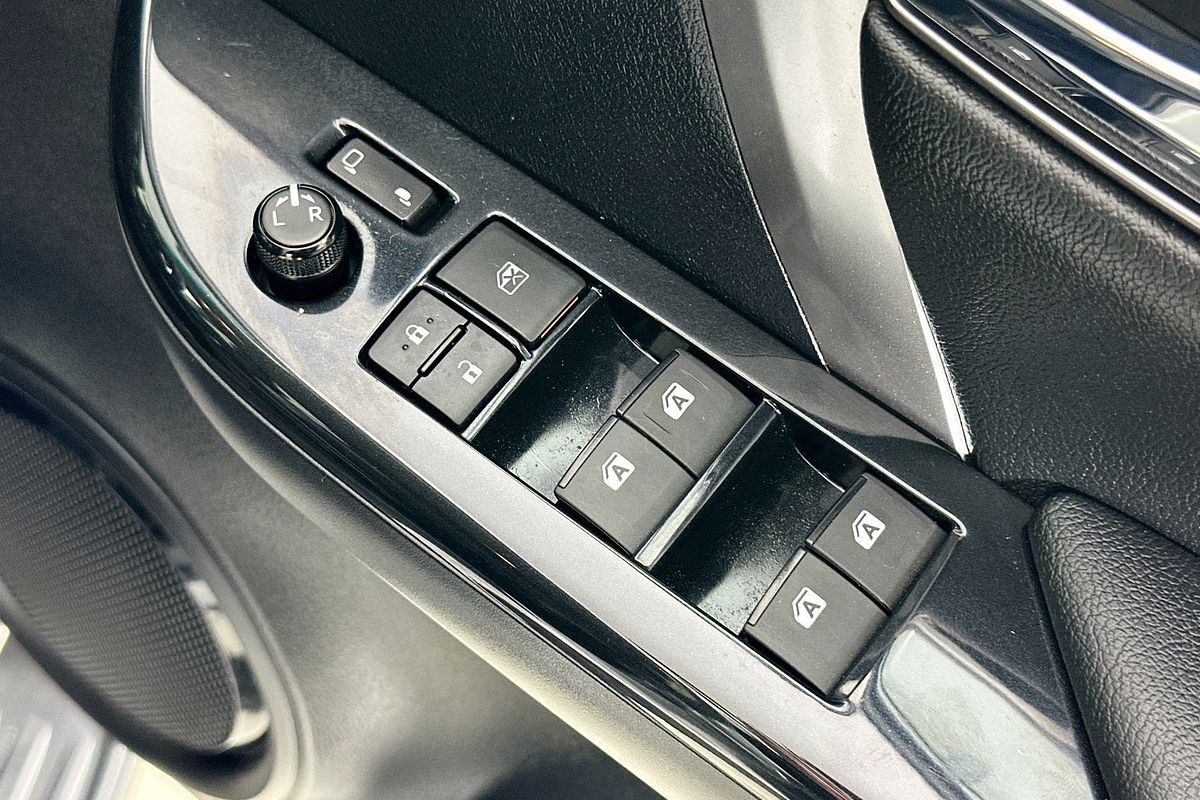 2024 Toyota FORTUNER GXL PREMIUM INTERIOR GUN156R