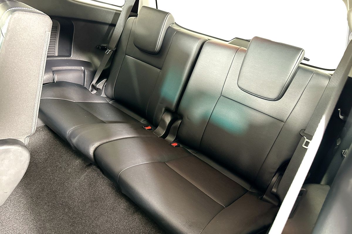 2024 Toyota FORTUNER GXL PREMIUM INTERIOR GUN156R