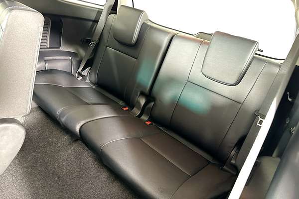 2024 Toyota FORTUNER GXL PREMIUM INTERIOR GUN156R