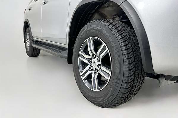 2024 Toyota FORTUNER GXL PREMIUM INTERIOR GUN156R