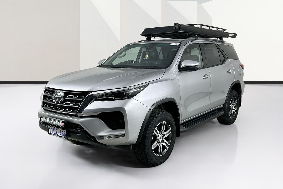 2024 Toyota FORTUNER GXL PREMIUM INTERIOR GUN156R