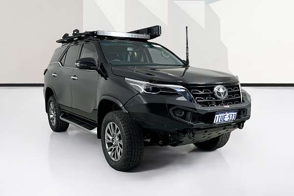 2022 Toyota FORTUNER CRUSADE GUN156R