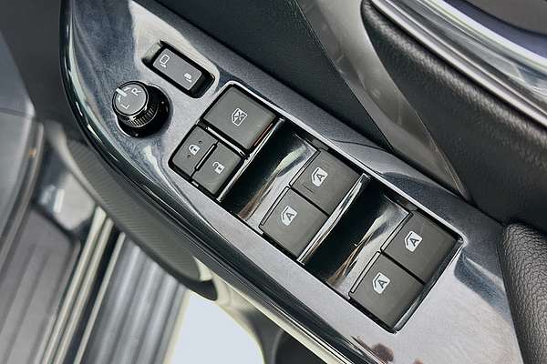 2022 Toyota FORTUNER GXL PREMIUM INTERIOR GUN156R
