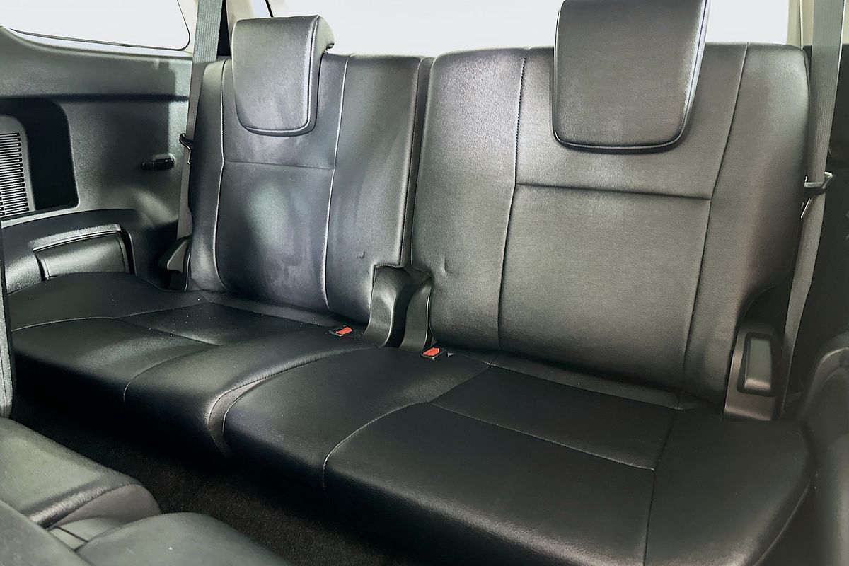 2022 Toyota FORTUNER GXL PREMIUM INTERIOR GUN156R