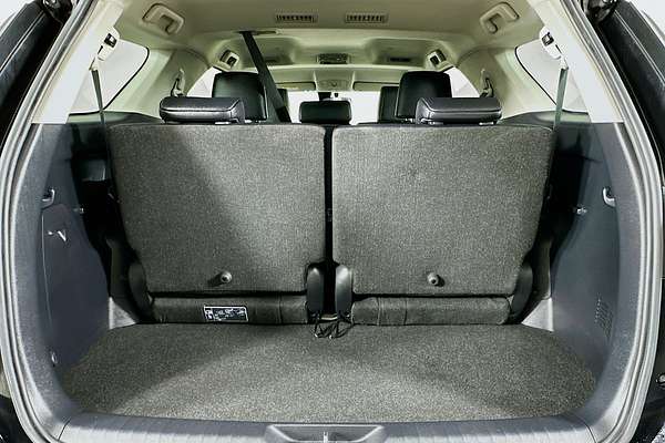 2022 Toyota FORTUNER GXL PREMIUM INTERIOR GUN156R