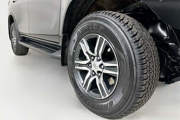 2022 Toyota FORTUNER GXL PREMIUM INTERIOR GUN156R
