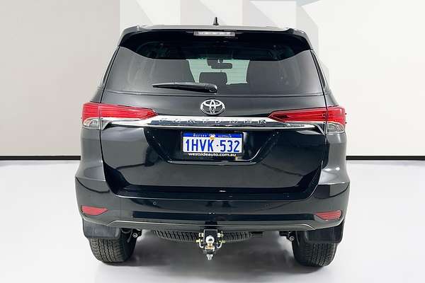 2022 Toyota FORTUNER GXL PREMIUM INTERIOR GUN156R