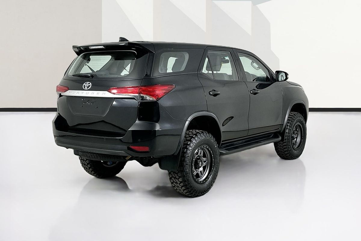 2023 Toyota Fortuner GX GUN156R