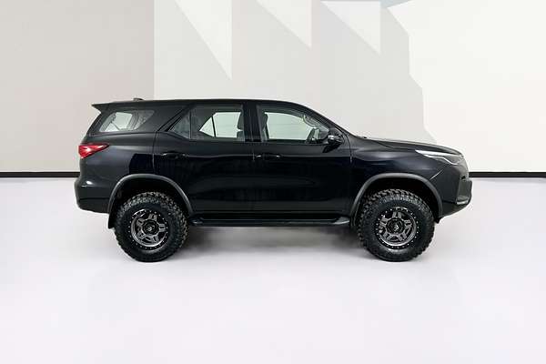 2023 Toyota Fortuner GX GUN156R