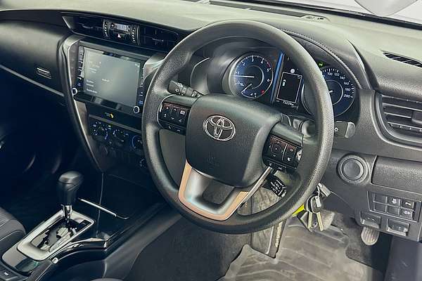 2021 Toyota FORTUNER GX GUN156R