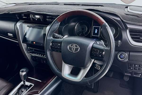 2017 Toyota FORTUNER CRUSADE GUN156R MY18