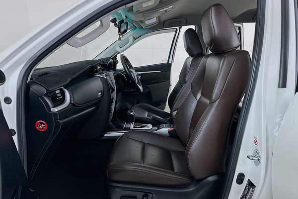 2017 Toyota FORTUNER CRUSADE GUN156R MY18