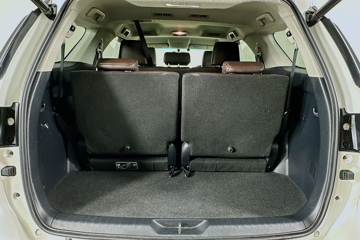2017 Toyota FORTUNER CRUSADE GUN156R MY18