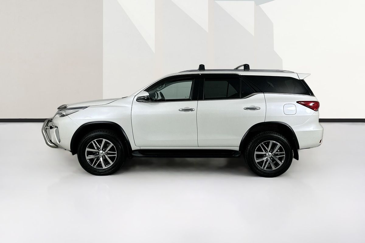 2017 Toyota FORTUNER CRUSADE GUN156R MY18