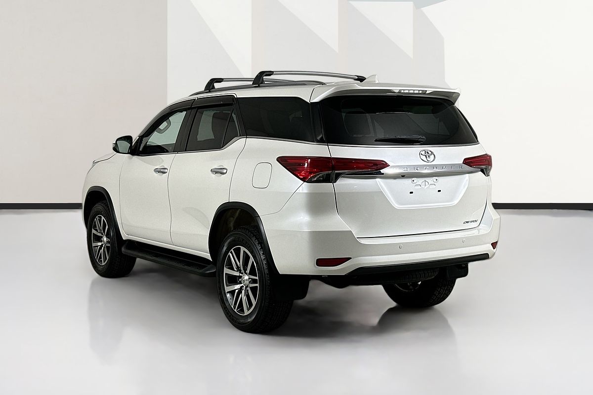 2017 Toyota FORTUNER CRUSADE GUN156R MY18