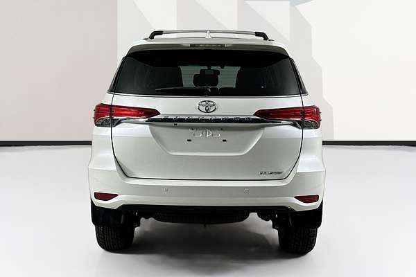 2017 Toyota FORTUNER CRUSADE GUN156R MY18