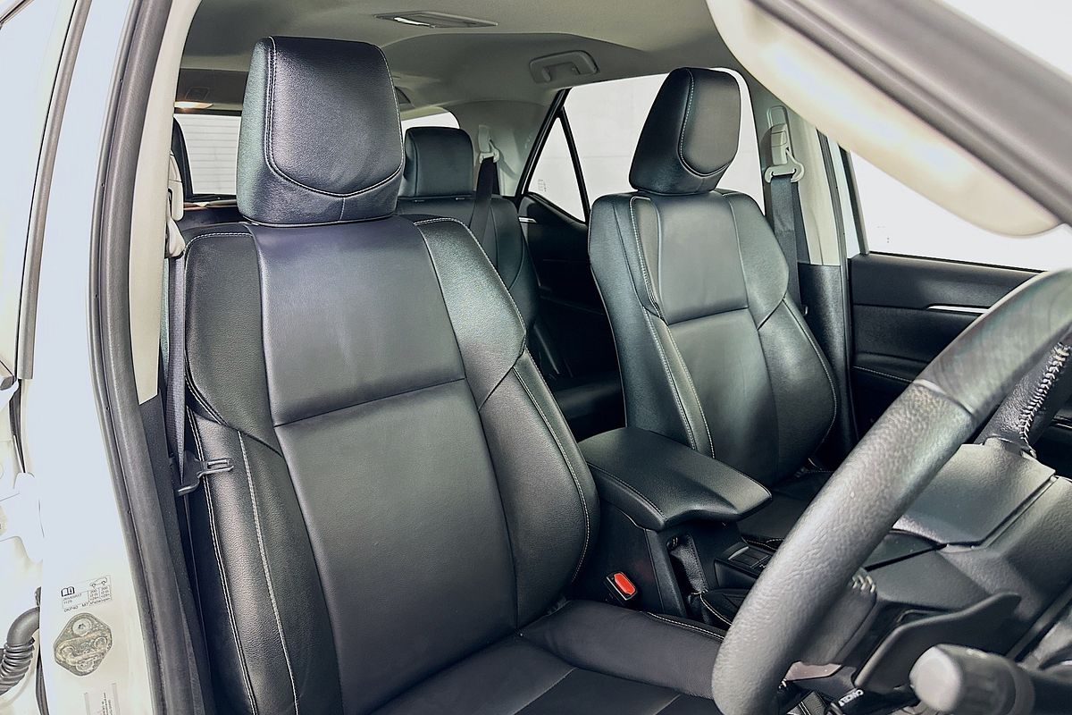 2023 Toyota FORTUNER GXL PREMIUM INTERIOR GUN156R
