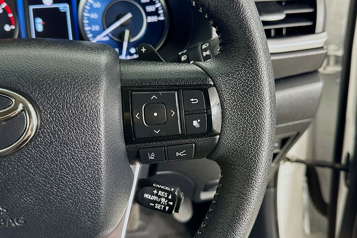 2023 Toyota FORTUNER GXL PREMIUM INTERIOR GUN156R