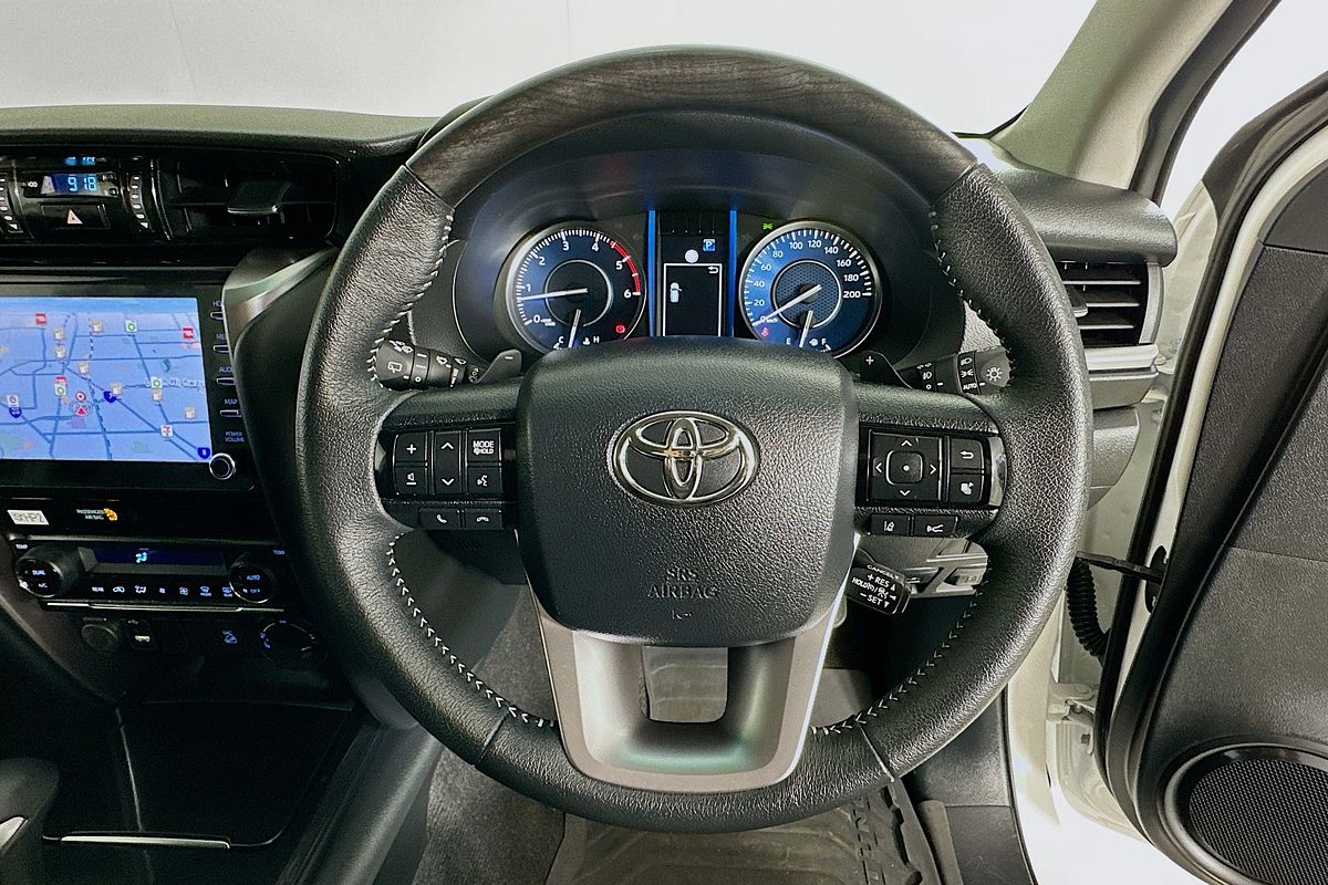 2023 Toyota FORTUNER GXL PREMIUM INTERIOR GUN156R