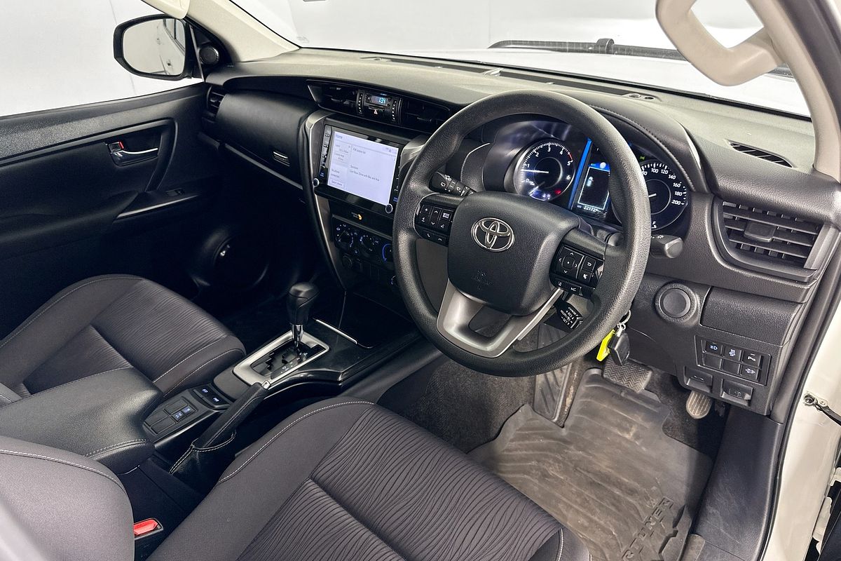 2021 Toyota FORTUNER GX GUN156R