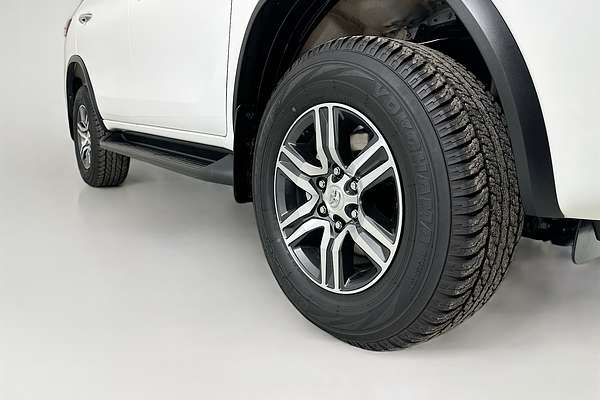 2023 Toyota FORTUNER GXL PREMIUM INTERIOR GUN156R