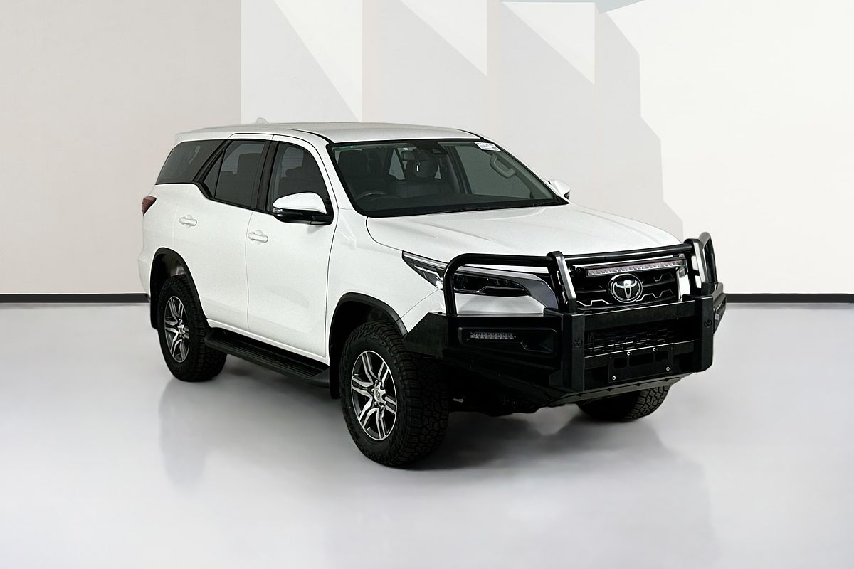 2021 Toyota FORTUNER GX GUN156R