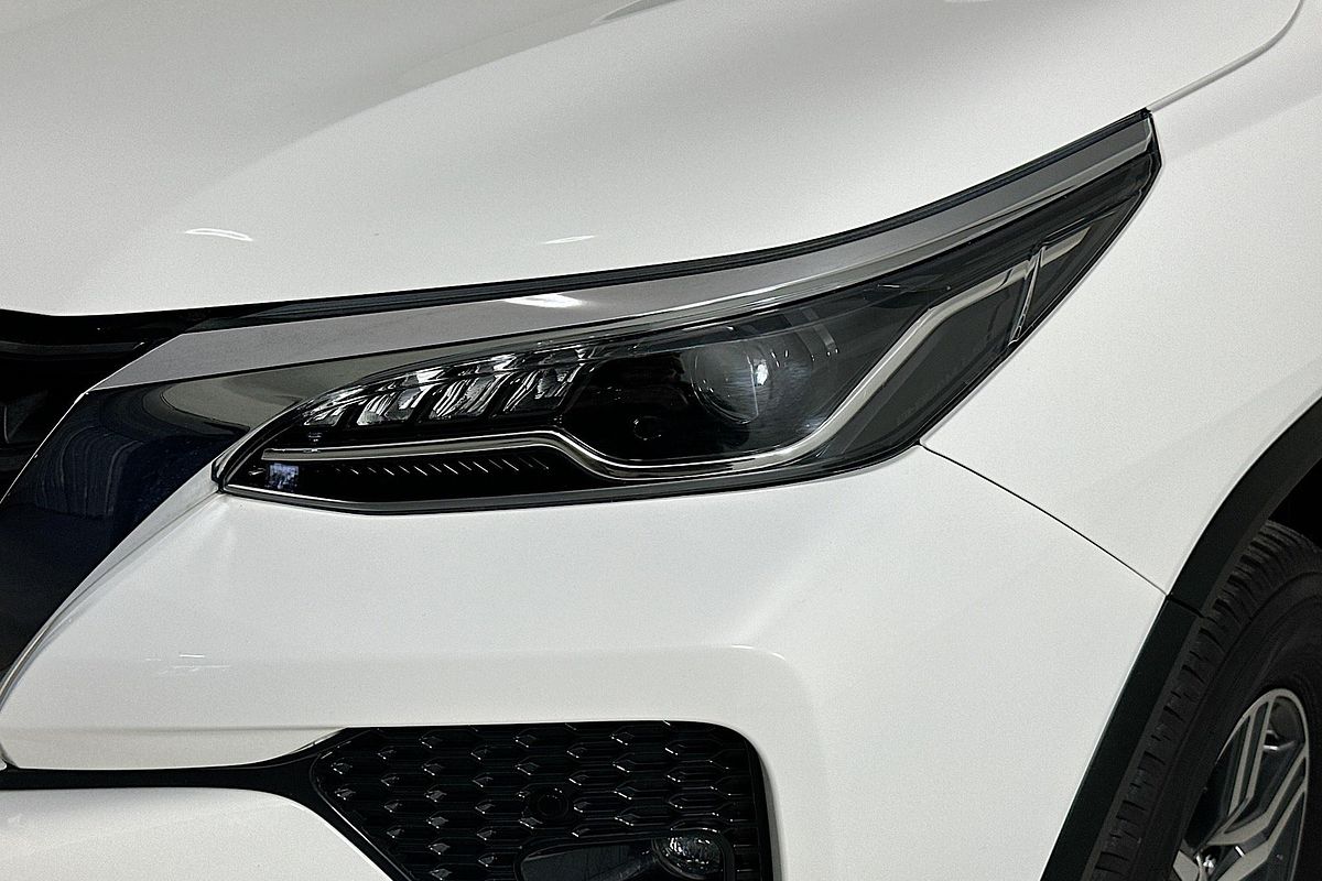 2023 Toyota FORTUNER GXL PREMIUM INTERIOR GUN156R