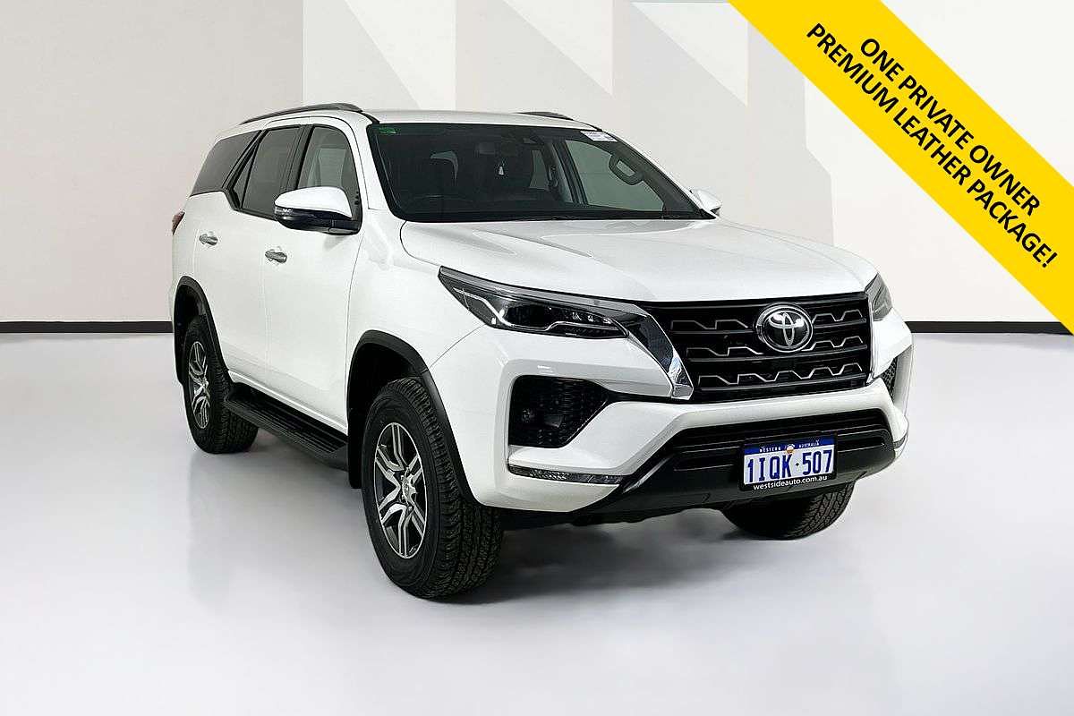 2023 Toyota FORTUNER GXL PREMIUM INTERIOR GUN156R