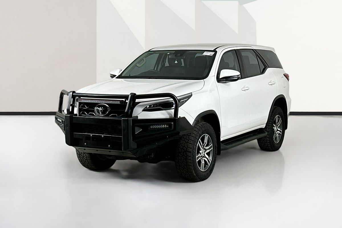 2021 Toyota FORTUNER GX GUN156R