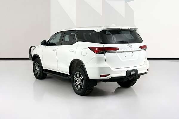 2021 Toyota FORTUNER GX GUN156R