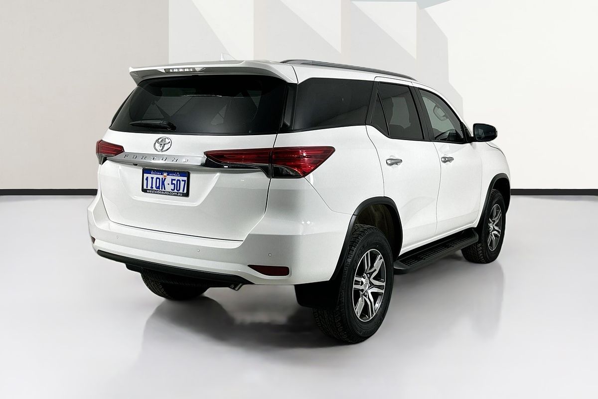 2023 Toyota FORTUNER GXL PREMIUM INTERIOR GUN156R