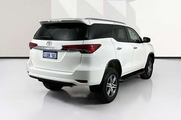 2023 Toyota FORTUNER GXL PREMIUM INTERIOR GUN156R