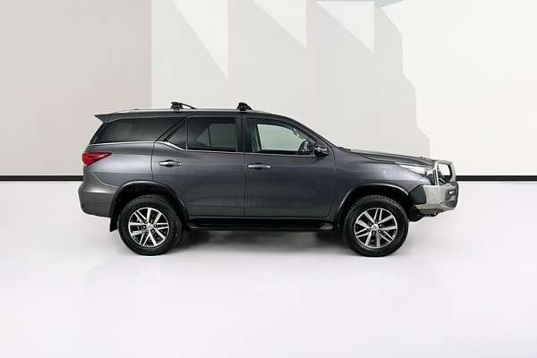 2019 Toyota FORTUNER CRUSADE GUN156R