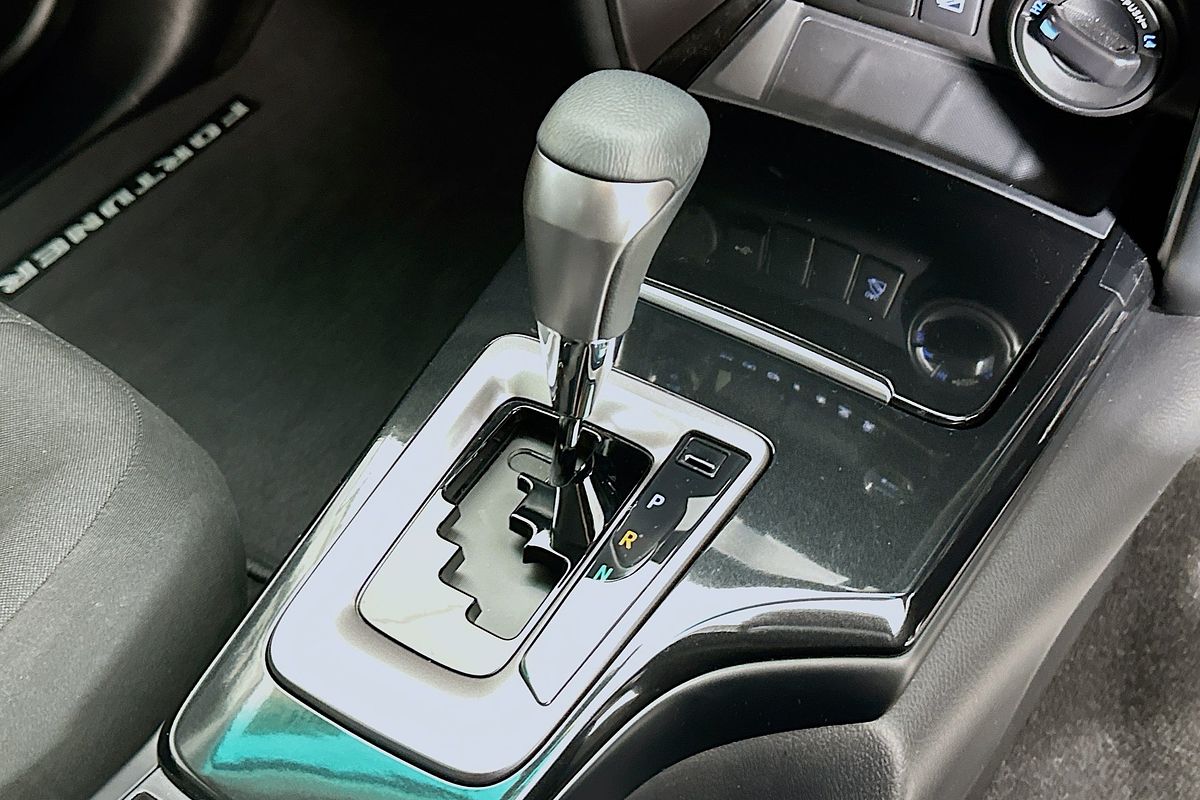 2024 Toyota Fortuner GXL GUN156R